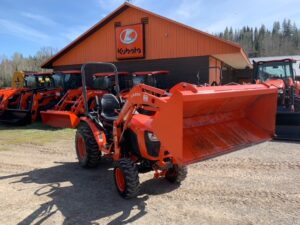 B2601 Kubota Tractor Loader Mower